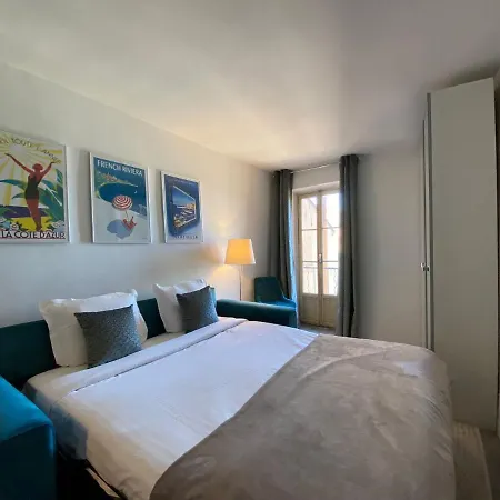 - Sablettes View * מנטון