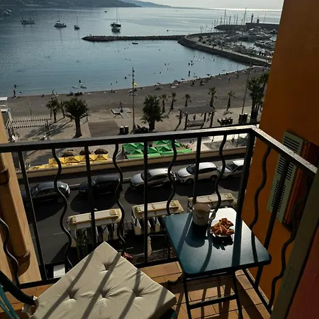- Sablettes View شقة مينتون